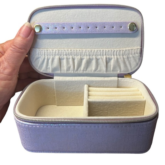 NWOT Nordstrom Small Rectangular Jewelry Box in Lavender Shimmer - Picture 4 of 10